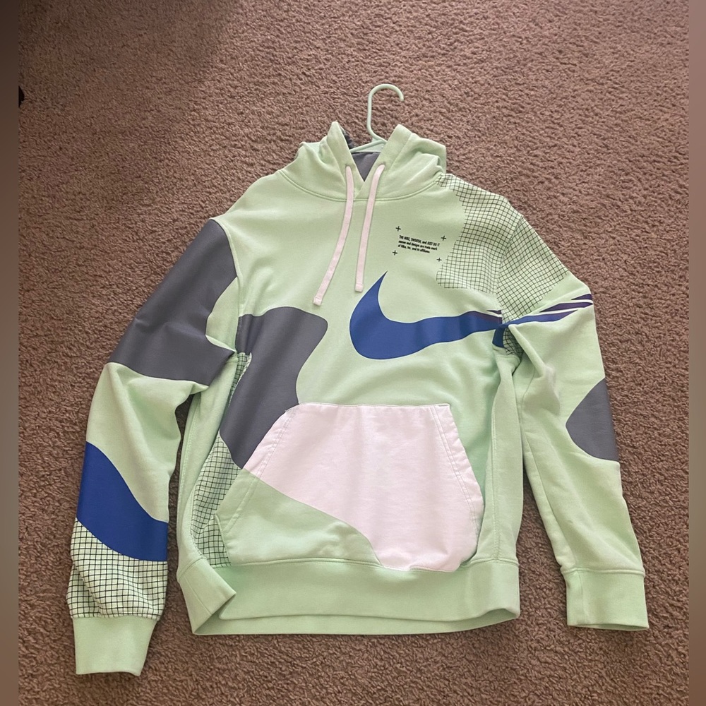 nike hoodie